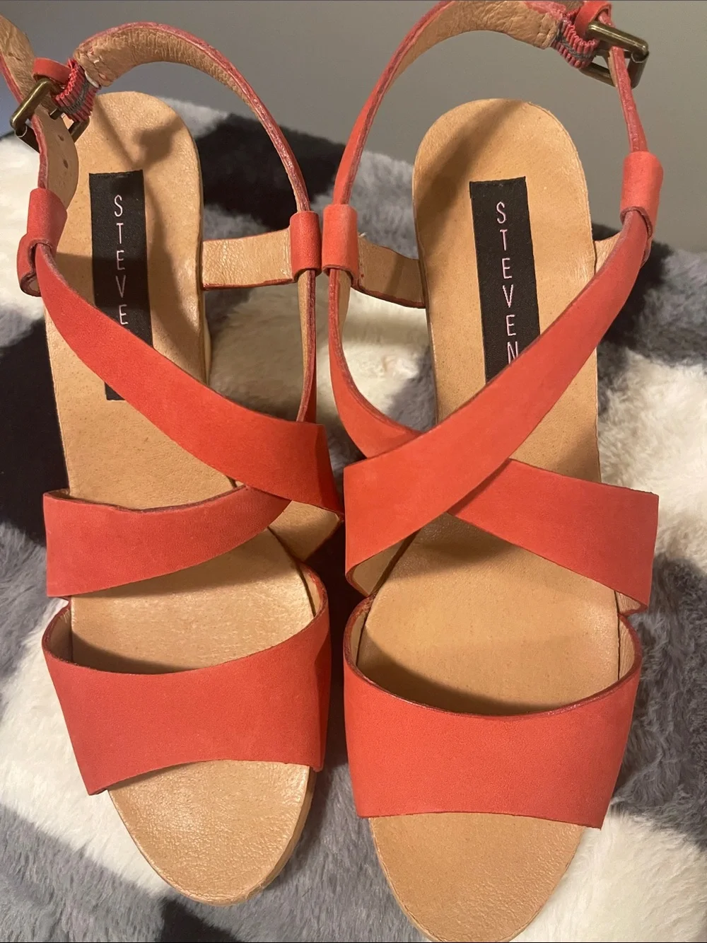 Steve Madden eye catching